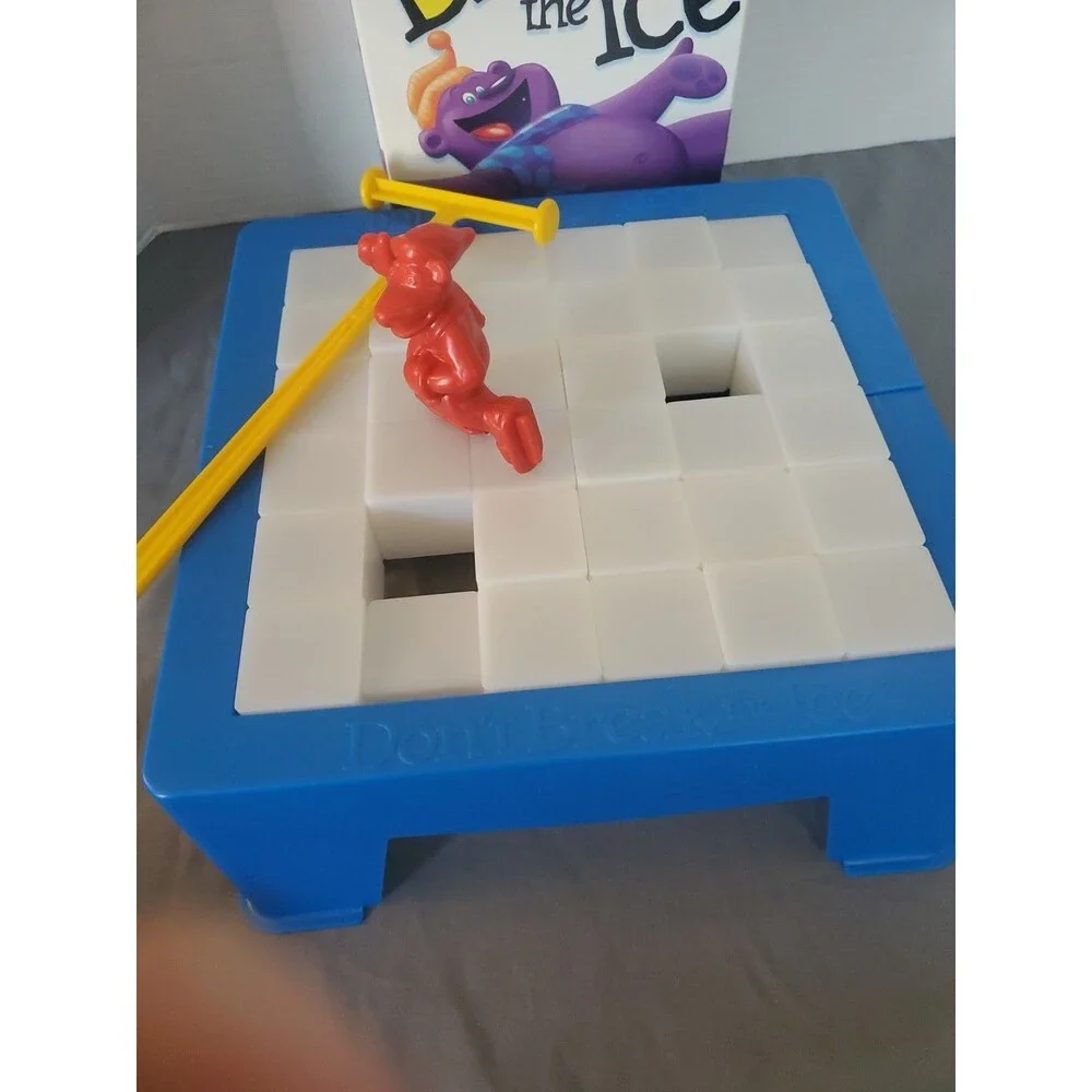 1999 Don’t Break the Ice Complete Board Game Milton Bradley Hasbro